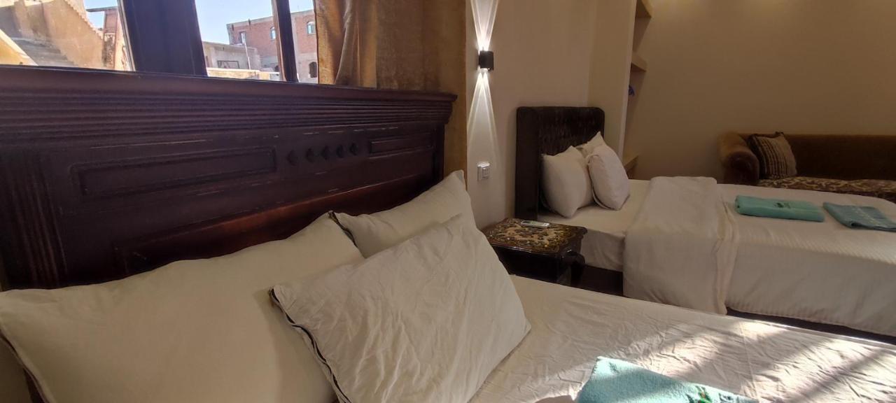 Hotel Pyramids Kingdom Kafret el-Gabal Exterior foto