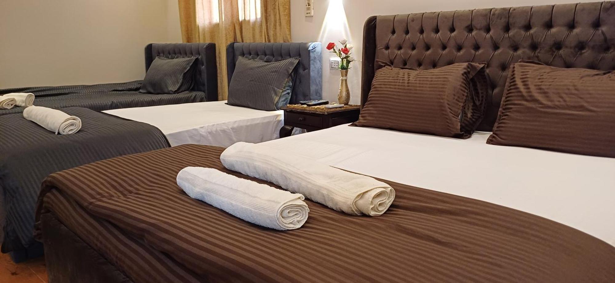 Hotel Pyramids Kingdom Kafret el-Gabal Exterior foto
