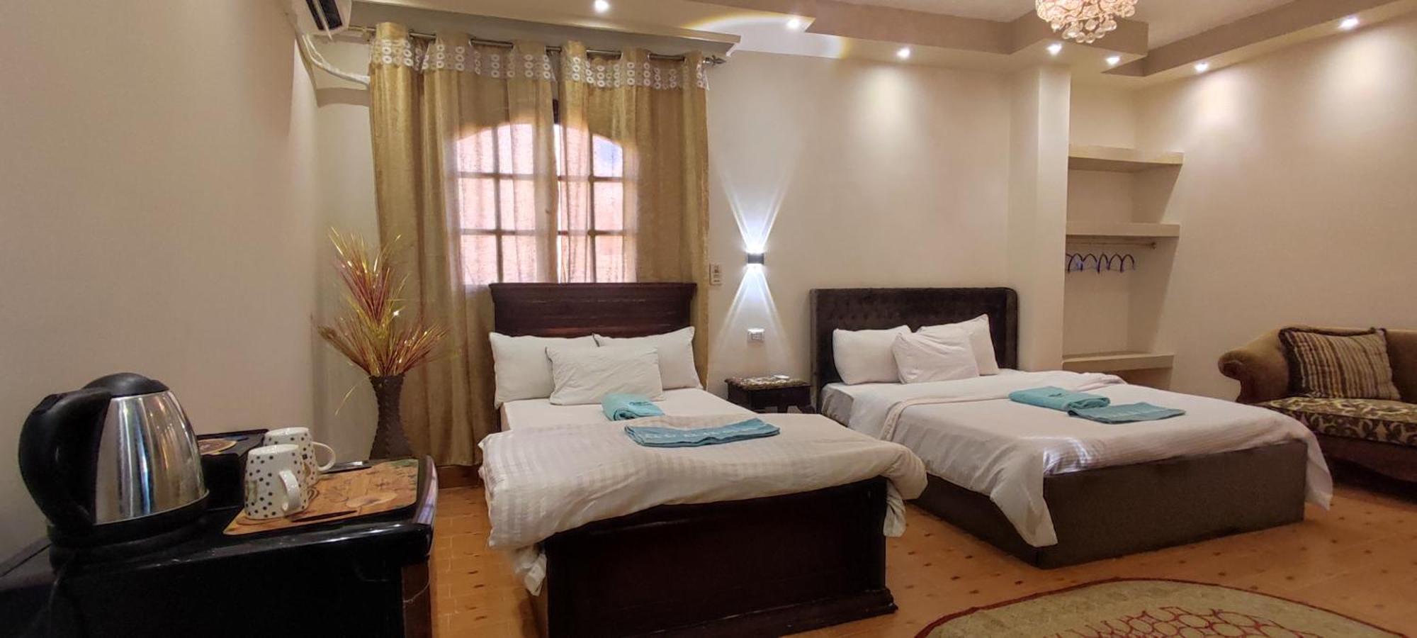 Hotel Pyramids Kingdom Kafret el-Gabal Exterior foto